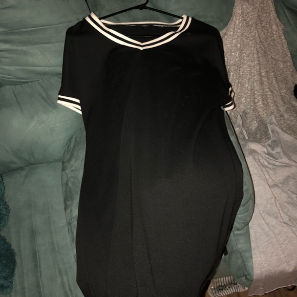 $5 Dresses and Body Suits. Never worn or worn once - Picture 1 of 3